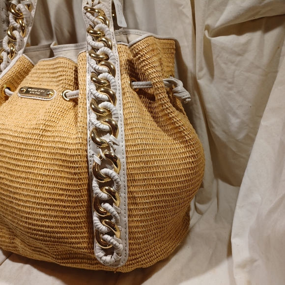 Michael kors tote - Picture 4 of 8